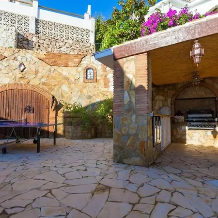 Luxury Romantica Near Torremuelle