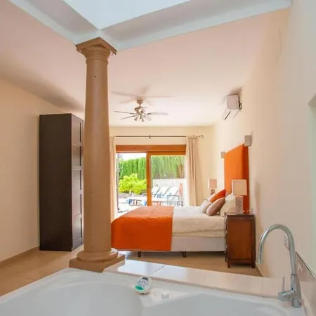 Luxury Romantica Near Torremuelle *